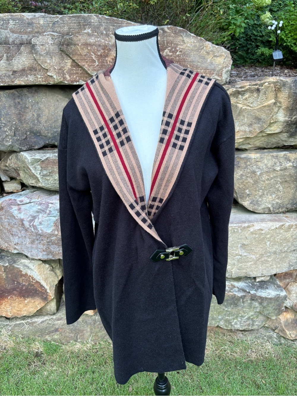NWT Size L Anne Klein Black Cardigan with Beige Red Plaid Trim gold buckle